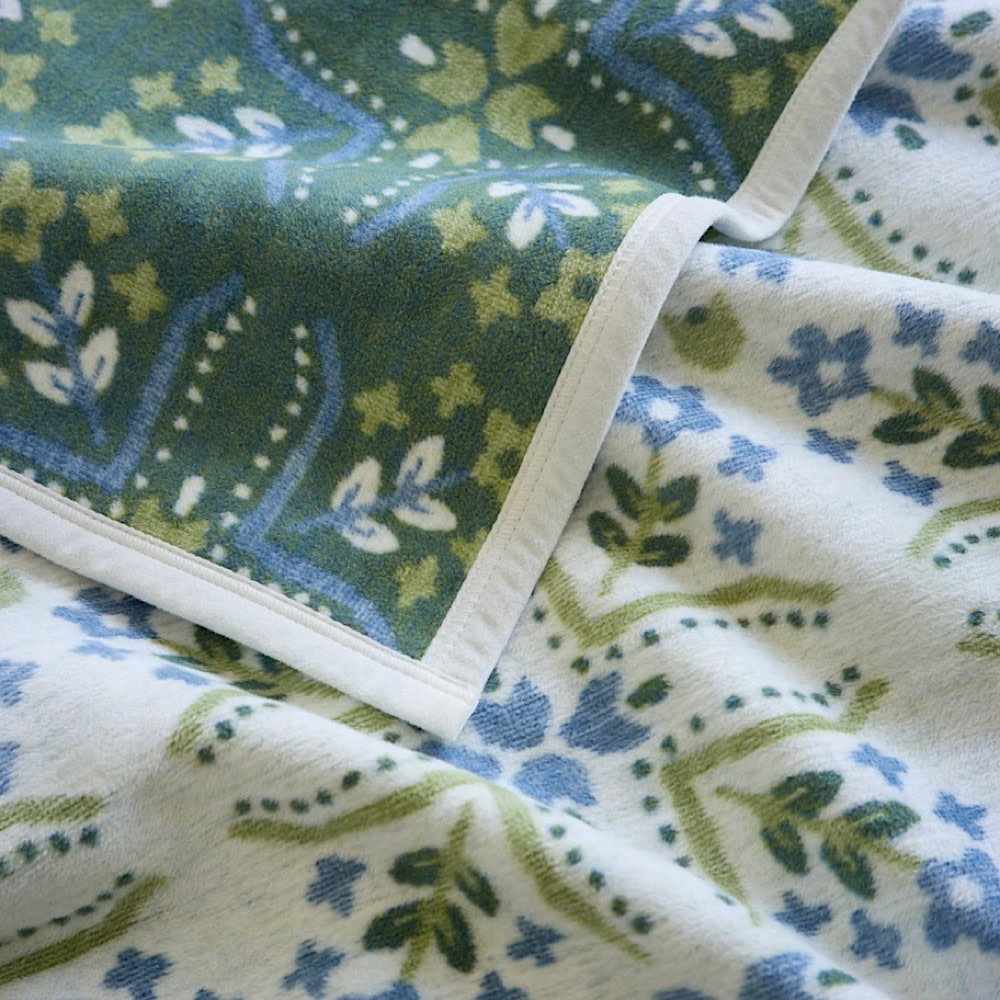 ChappyWrap Original Blanket - Farmhouse Flowers