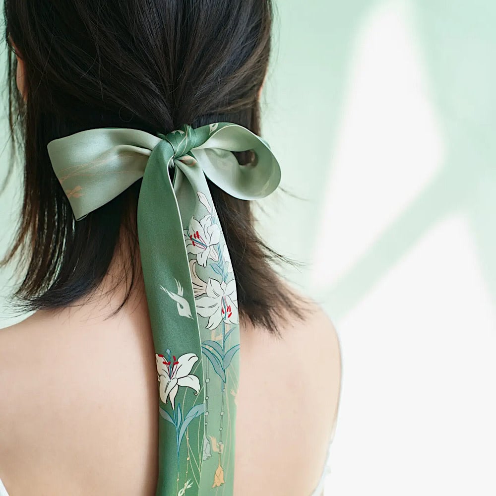 Silk Twilly Scarf - Lily