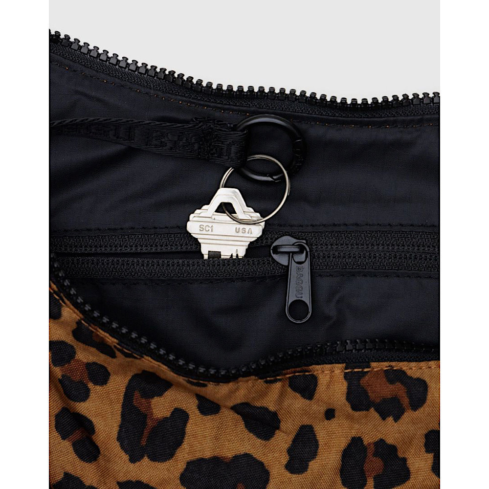 Baggu Medium Nylon Crescent Bag - Leopard
