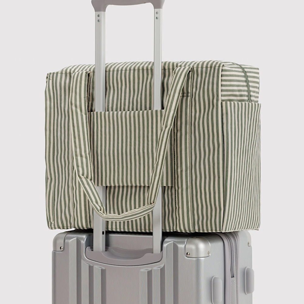 Baggu Small Cloud Carry On - Sage Stripe