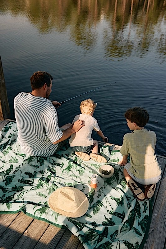 ChappyWrap Original Blanket - Catch & Release