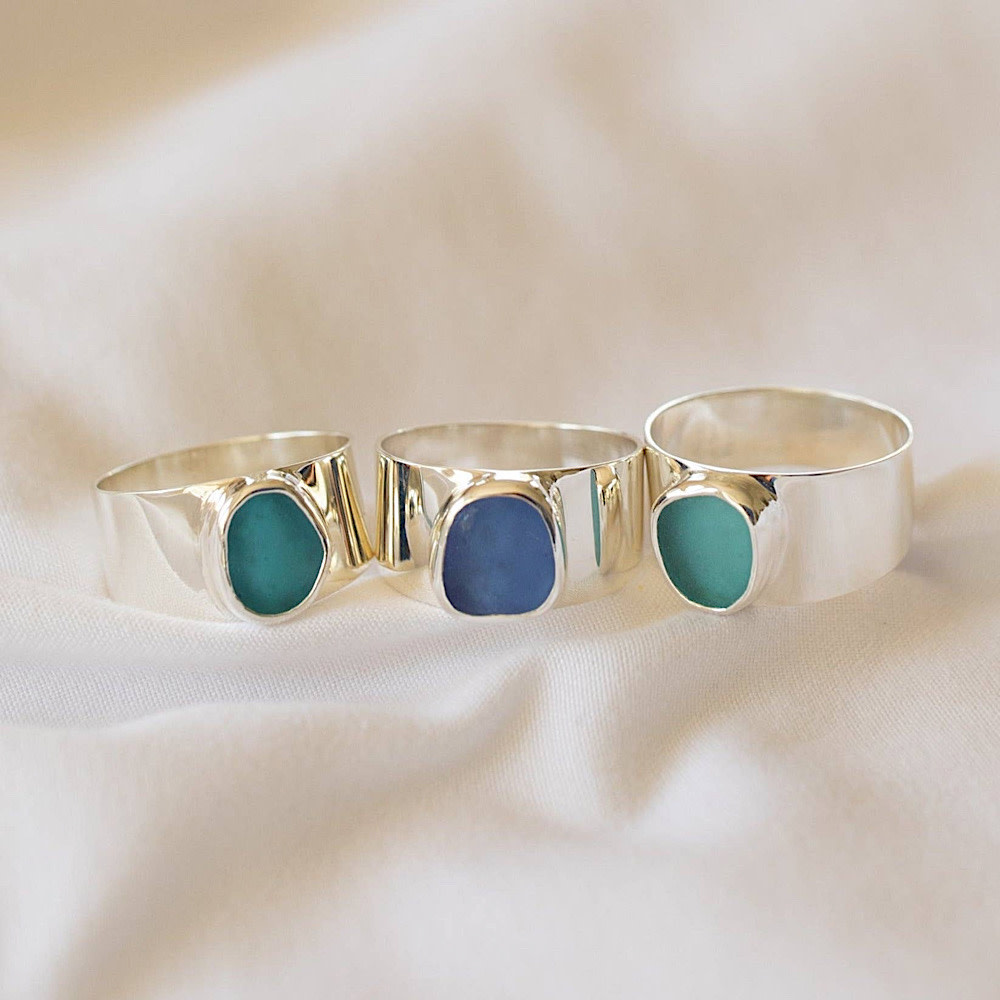 The Salty Gem Blue Bold Sea Glass Band Ring - 7