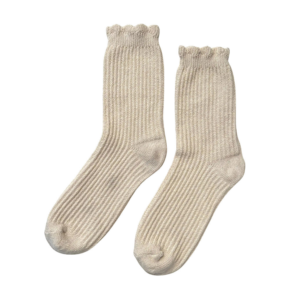 Le Bon Shoppe Linen Scallop Socks - Naturel