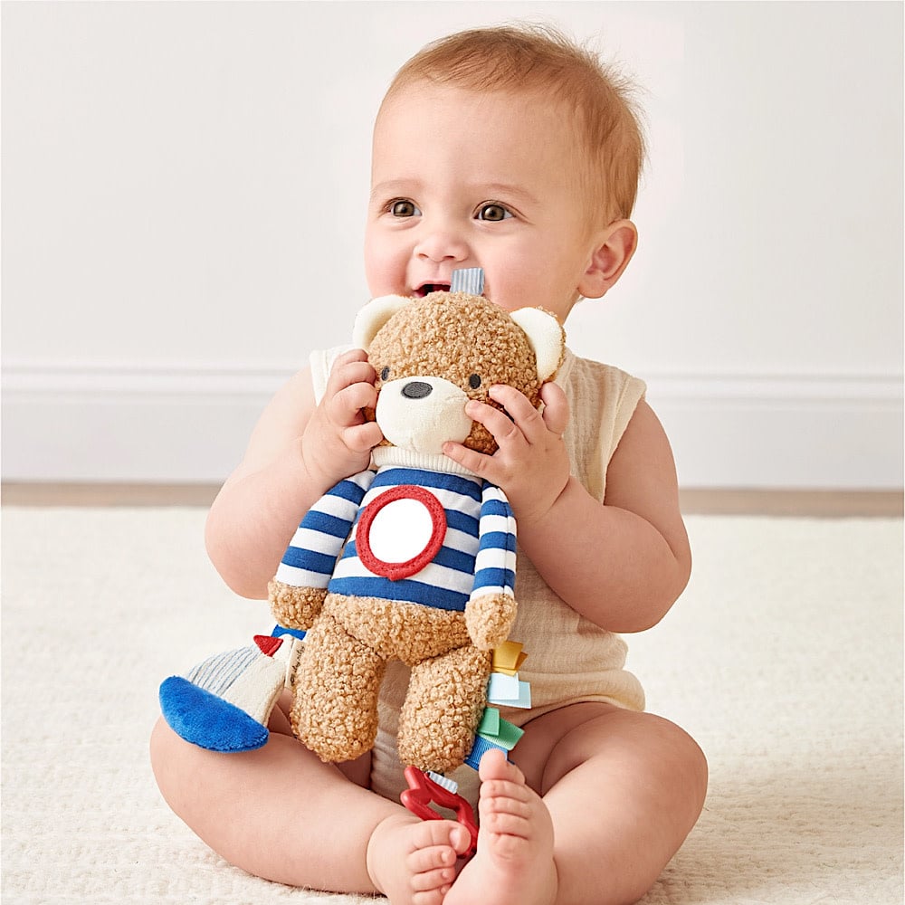 Itzy Ritzy Bitzy Traveler - Bear
