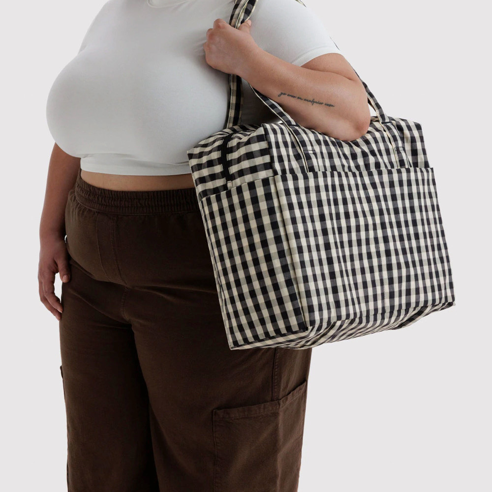 Baggu Cloud Carry On - Black & Cream Gingham