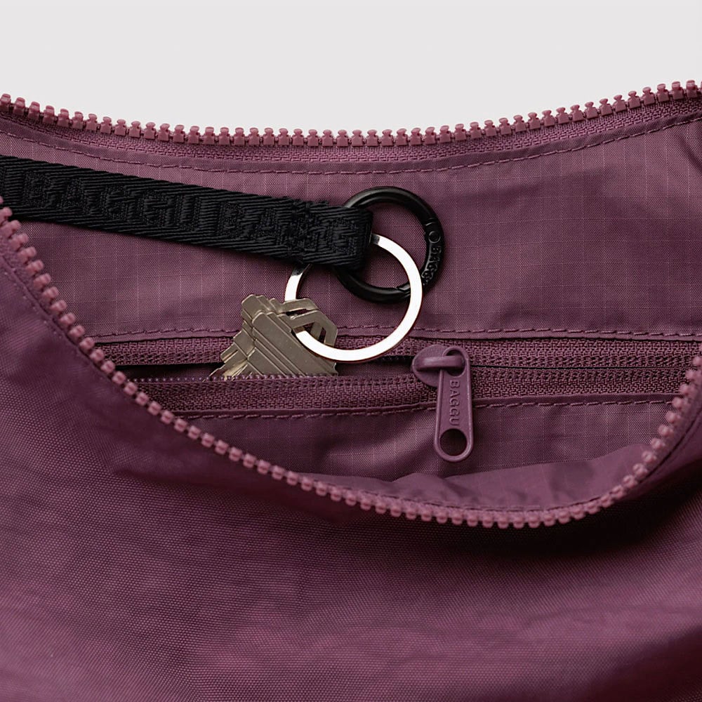 Baggu Medium Nylon Crescent Bag - Wild Plum