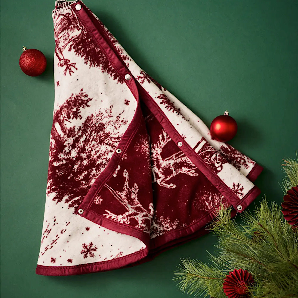 ChappyWrap Tree Skirt - Santa Toile