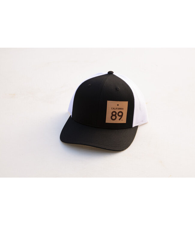 California 89 California 89 Trucker with Snapback, Black and White