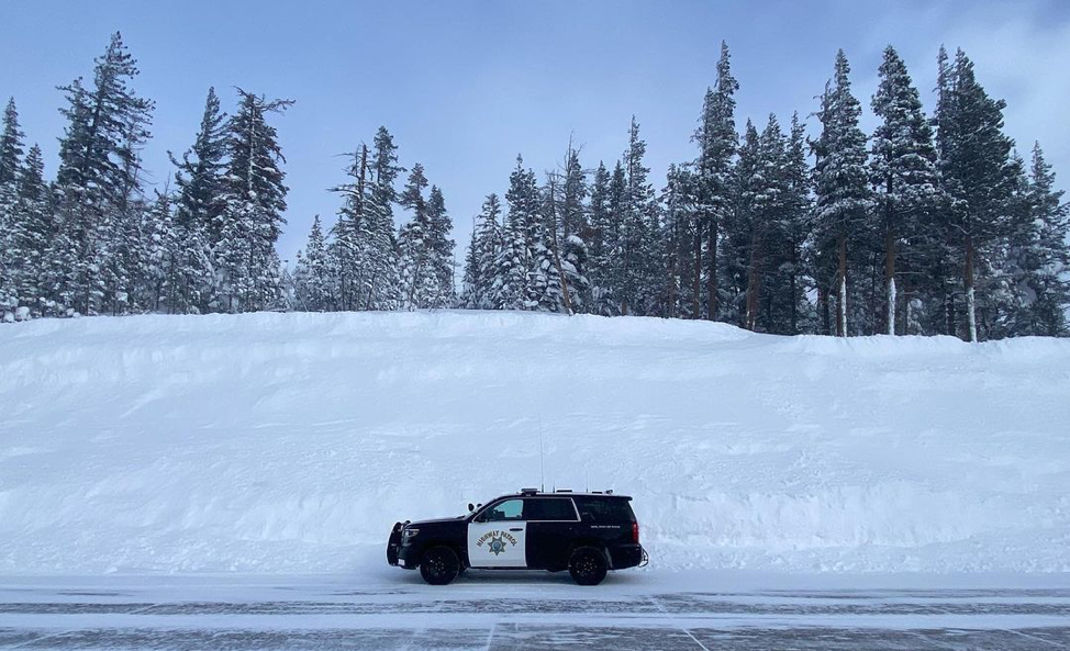 ❄️🤍☃️🌬 . . . Lake Tahoe winter snow, snow outfit, snow boots