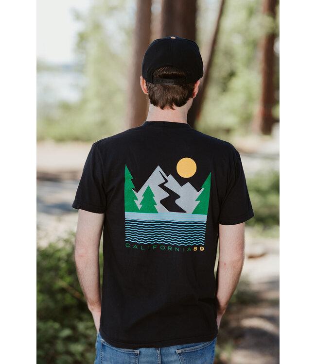 California 89 Unisex Short Sleeve Sierra Horizon