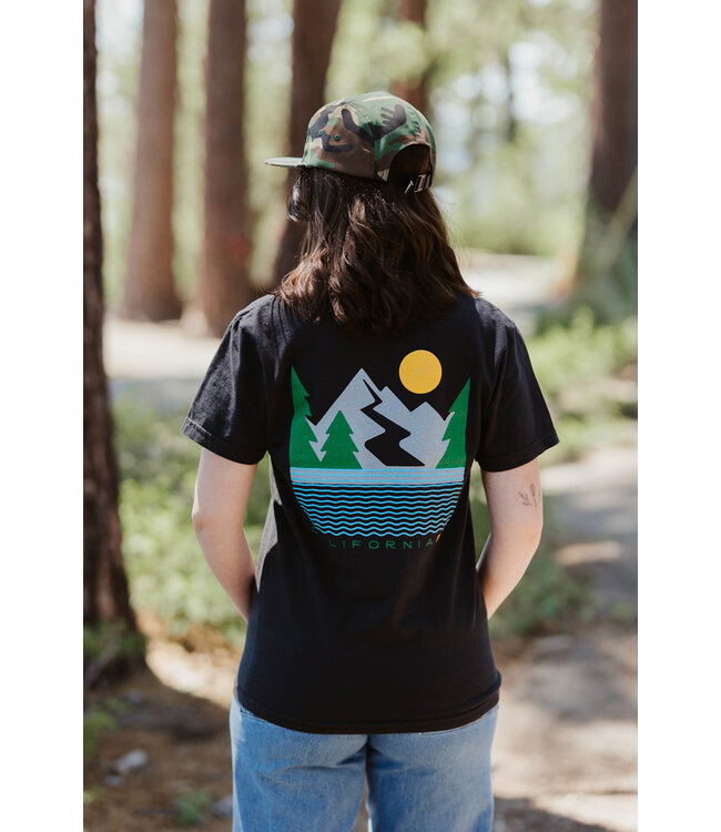 California 89 Unisex Short Sleeve Sierra Horizon