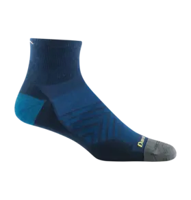 Darn Tough Darn Tough Run No-Cushion Ultra-Lightweight Running 1/4-Height Sock Men's 1034