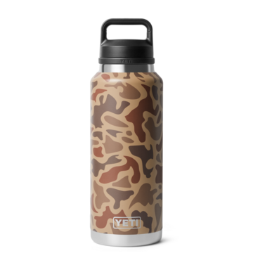 Yeti Yeti Rambler 46 oz / 1.36L Bottle with Chug Cap Wetlands Camo