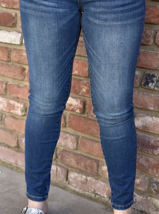 catty distressed skinny jeans
