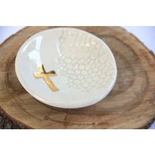 PRODIGAL POTTERY CROSS RING DISH WHITE SQ468104 PRODIGAL POTTERY CROSS RING DISH WHITE SQ468104