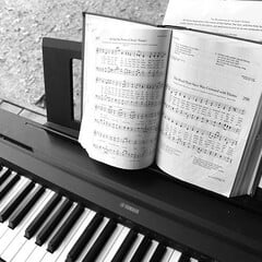 Music & Hymnals
