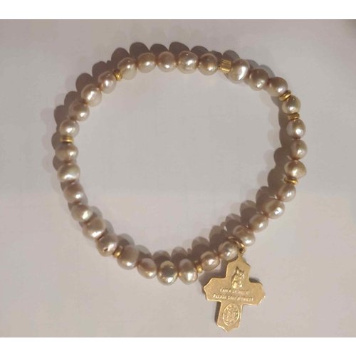 Champagne Pearl 5-Way Cross Bracelet by Andrea Barnett Champagne Pearl 5-Way Cross Bracelet by Andrea Barnett