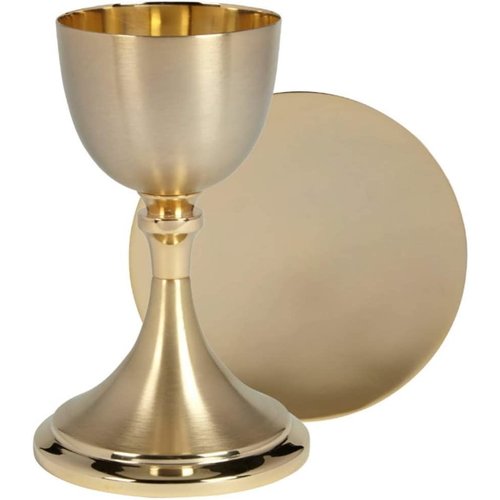 Sudbury Embossed Chalice W Paten