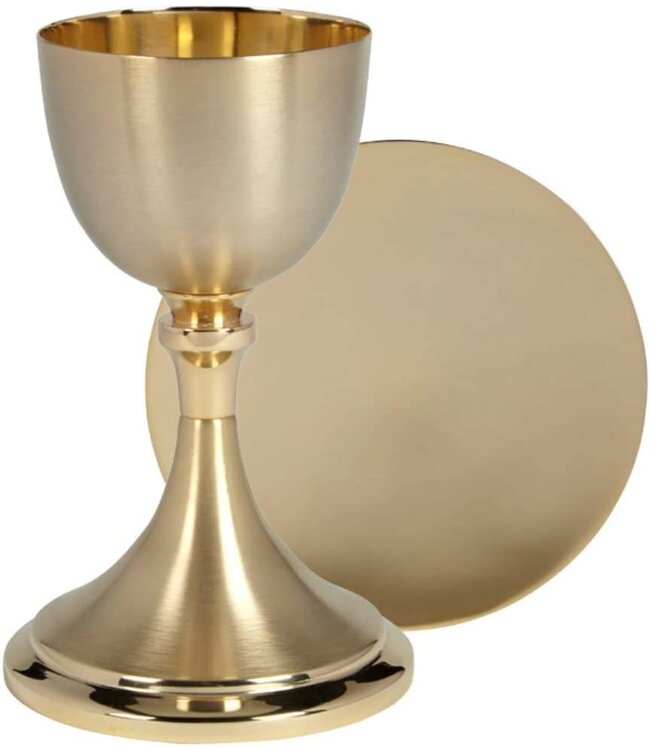 Sudbury Embossed Chalice W Paten