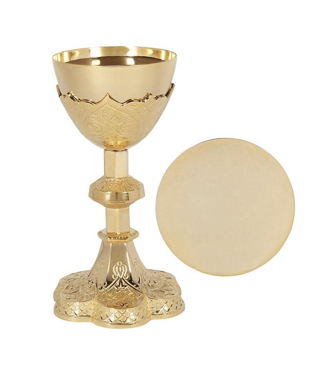 Sudbury Embossed Chalice W Paten