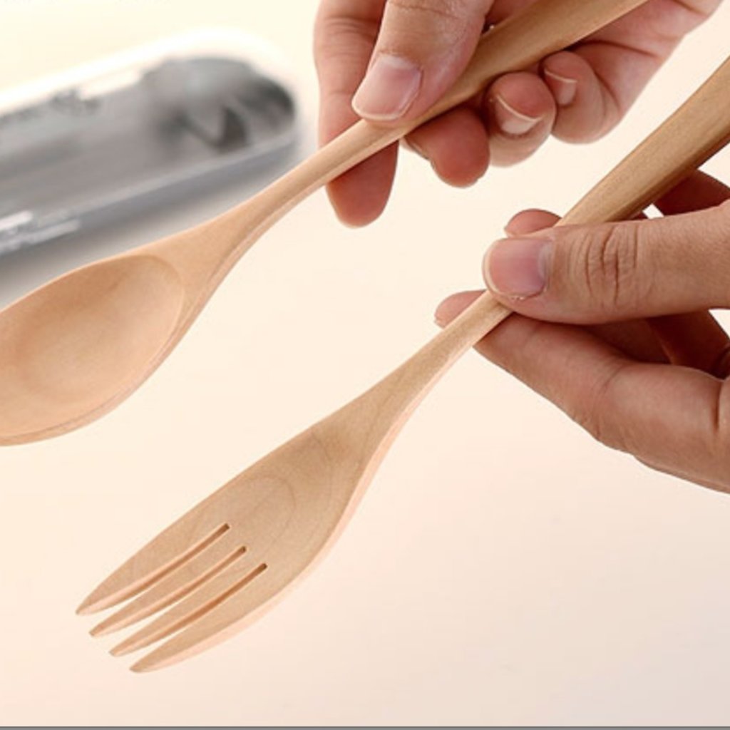 Showa Showa - Wood Cutlery Set - Life is Beautiful