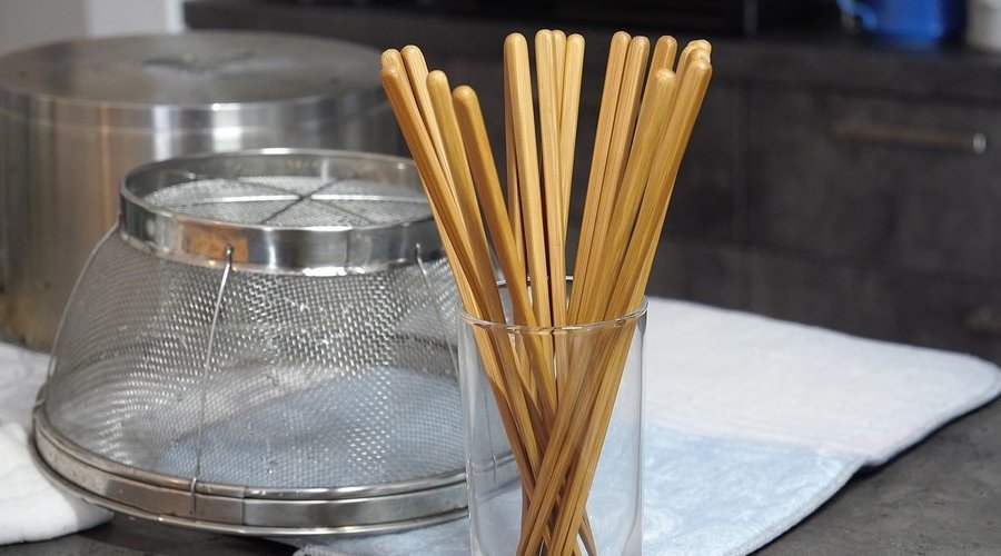 3 Tips for Taking Care of your Favorite Pair of Chopsticks 