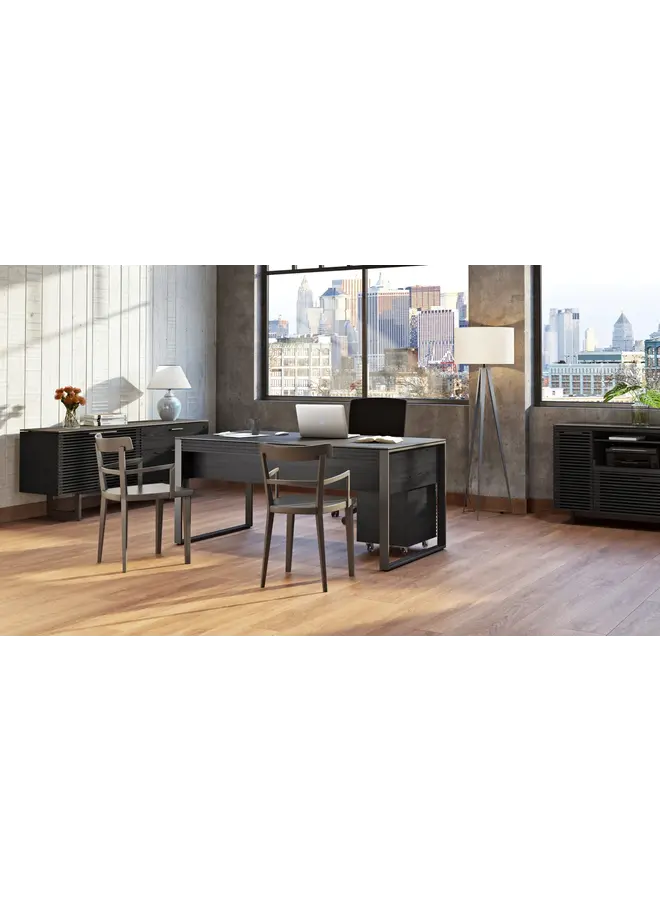 CORRIDOR 6521 EXECUTIVE OFFICE DESK