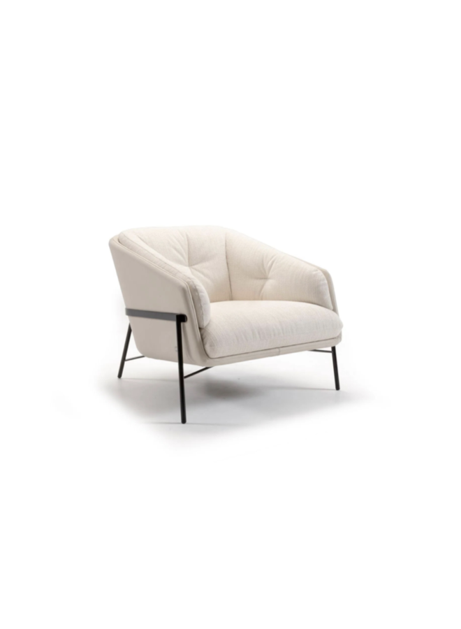 NICOLINE FASHION ARMCHAIR