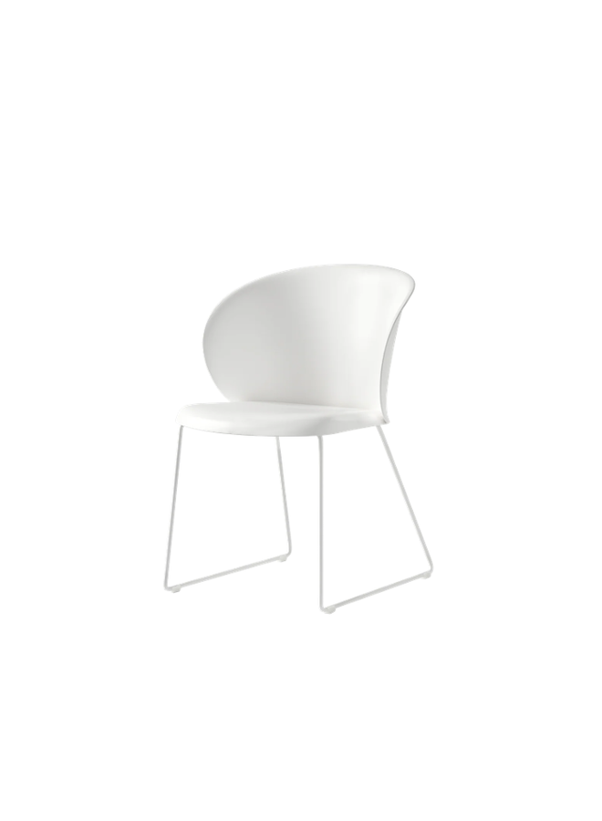TUKA PLASTIC CHAIR