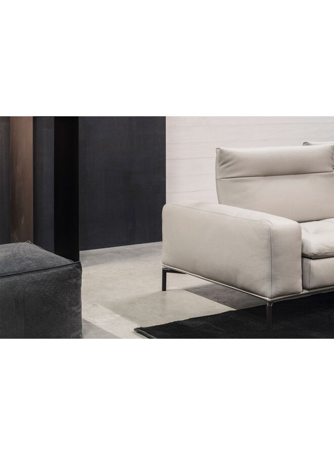 CIERRE 1972 CARLTON SOFA
