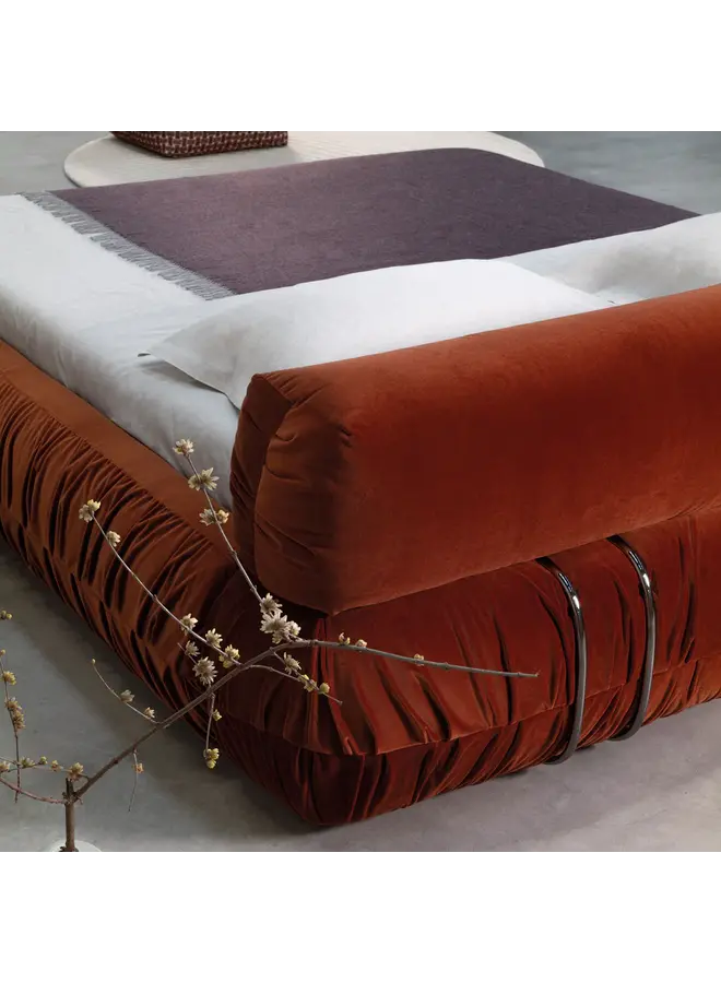 CIERRE 1972 OPTION BED