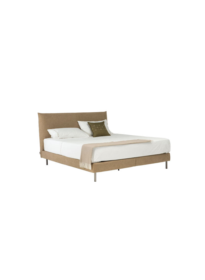 NATUZZI EDITIONS MATERA BED