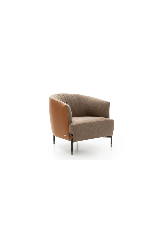 NICOLINE DIGA ARMCHAIR