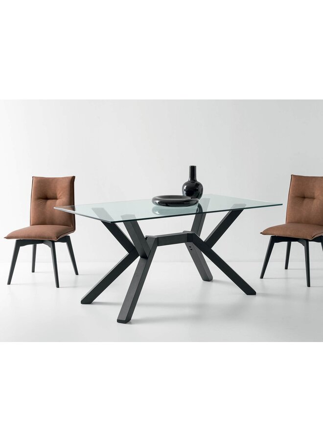MIKADO DINING TABLE