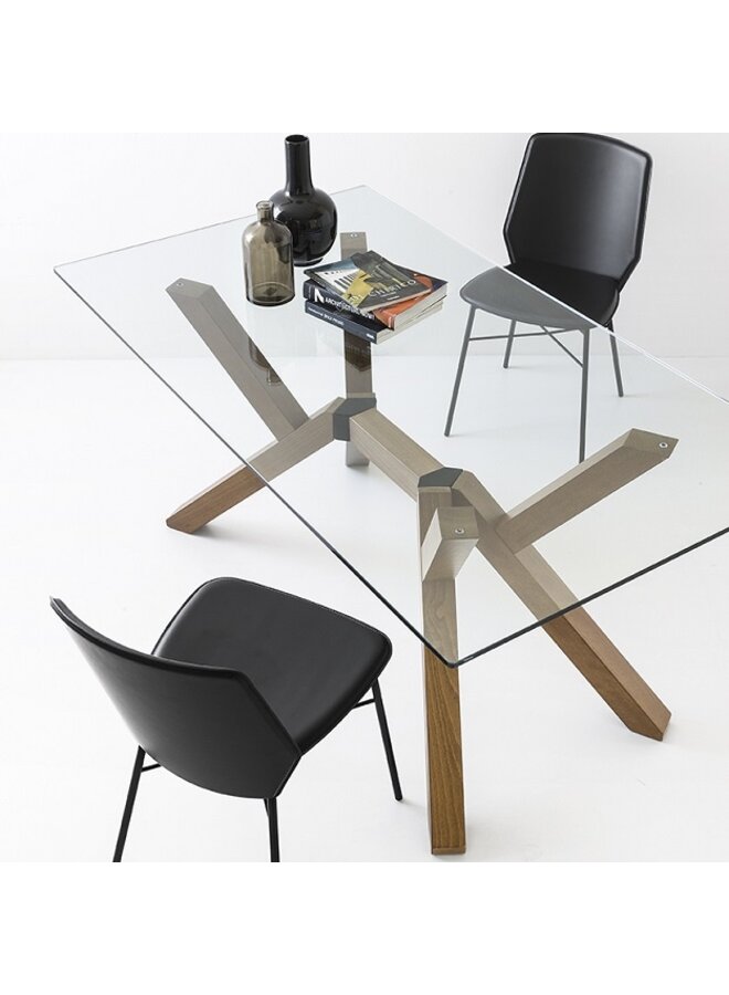 MIKADO DINING TABLE