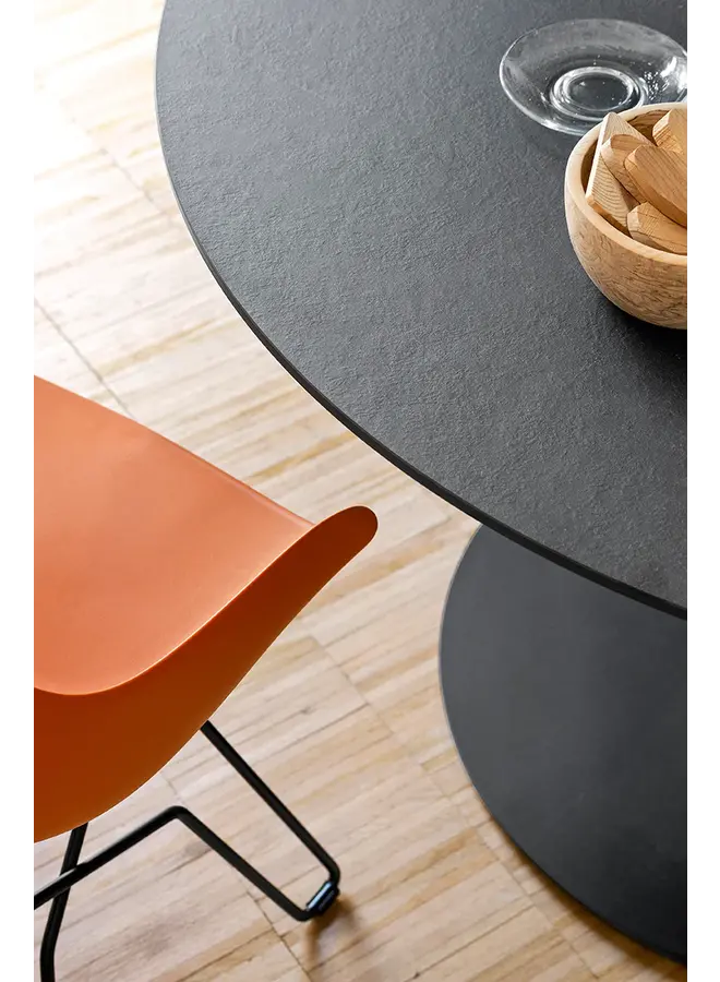 COCKTAIL DINING TABLE