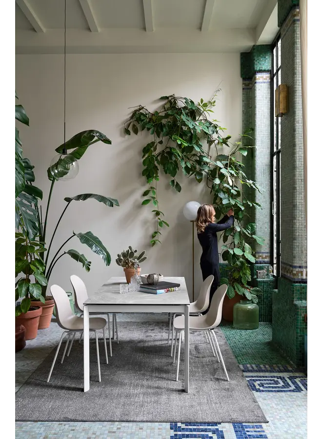 EMINENCE EVO FAST DINING TABLE