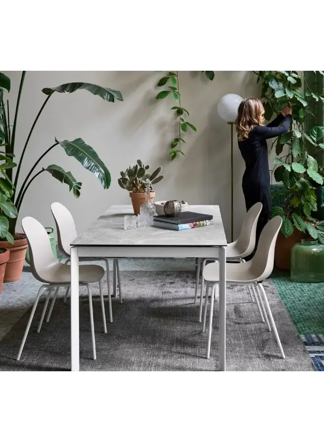 CONNUBIA EMINENCE FAST DINING TABLE