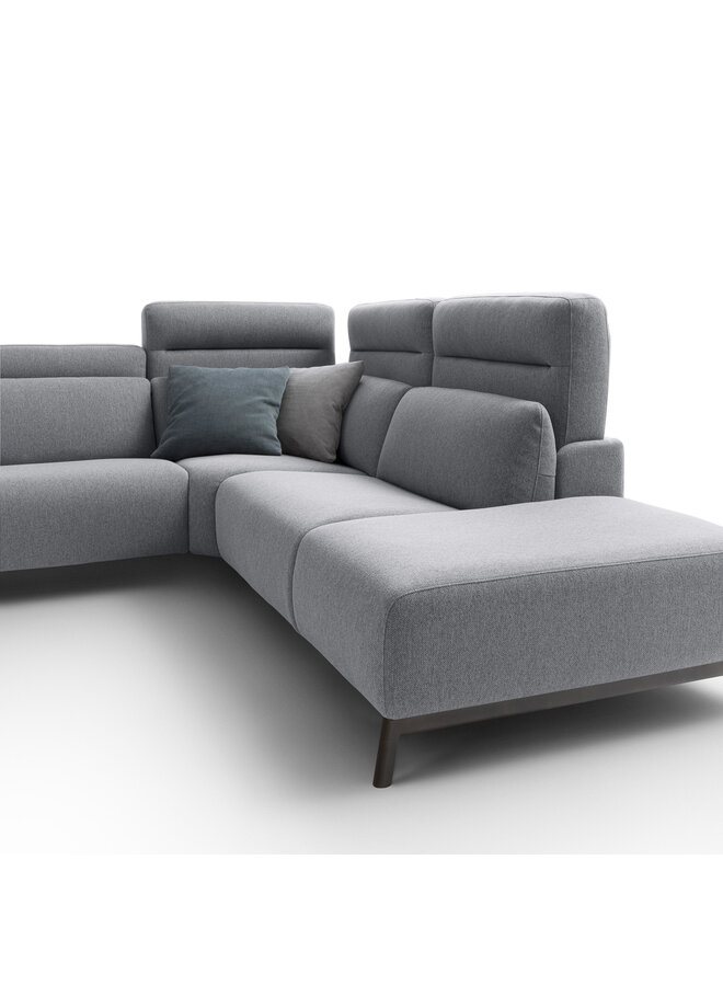 NICOLINE ANTARES LEG SOFA
