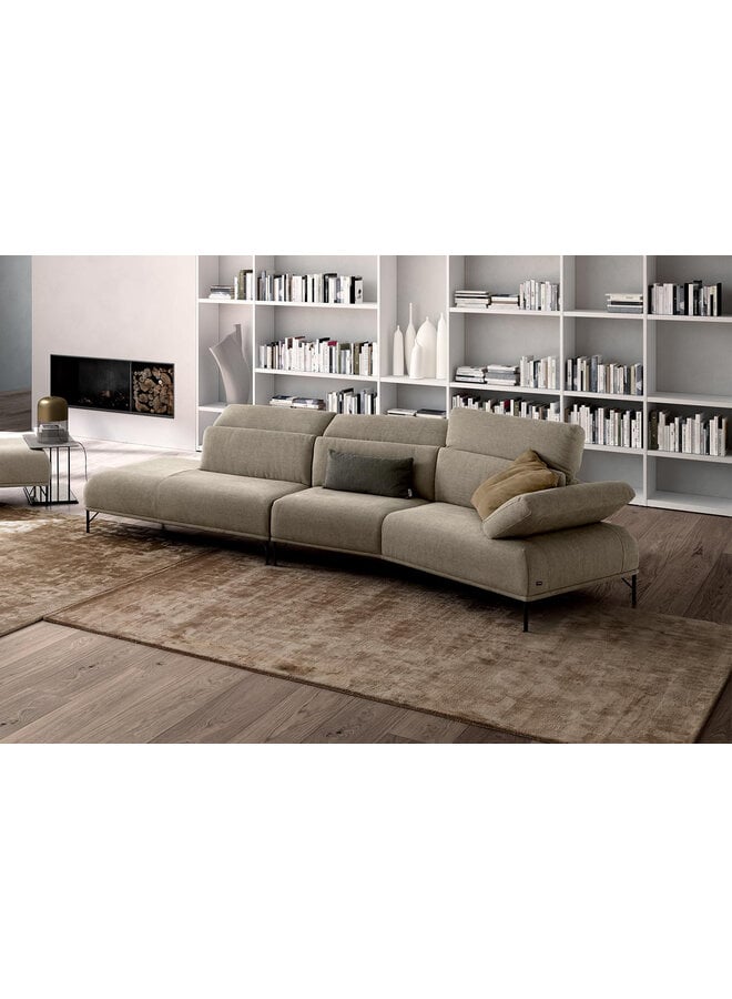 NICOLINE BOLTON SOFA