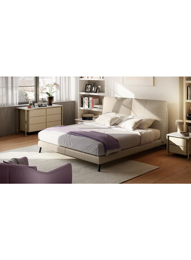 NATUZZI EDITIONS NEW YORK BED