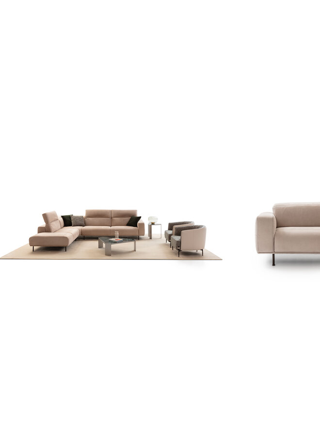NICOLINE WING SOFA