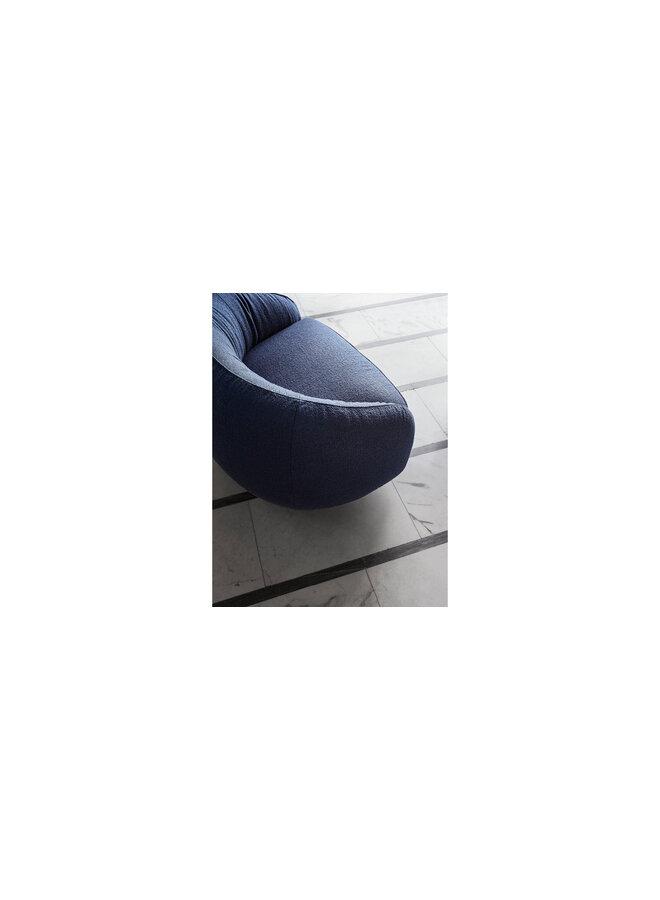 NICOLINE NEST SWIVEL ARMCHAIR