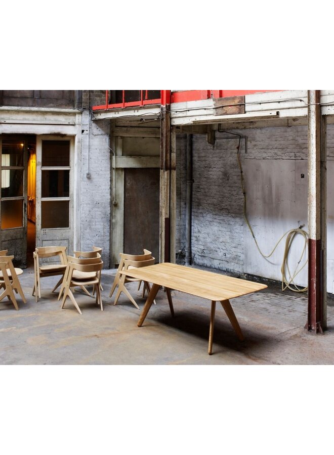 TOM DIXON SLAB DINING TABLE – NATURAL OAK