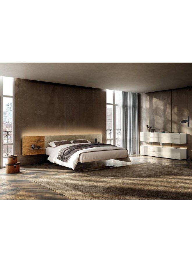 LAGO STEEL BED