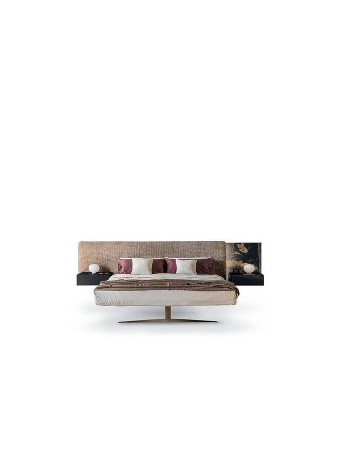 LAGO STEEL BED