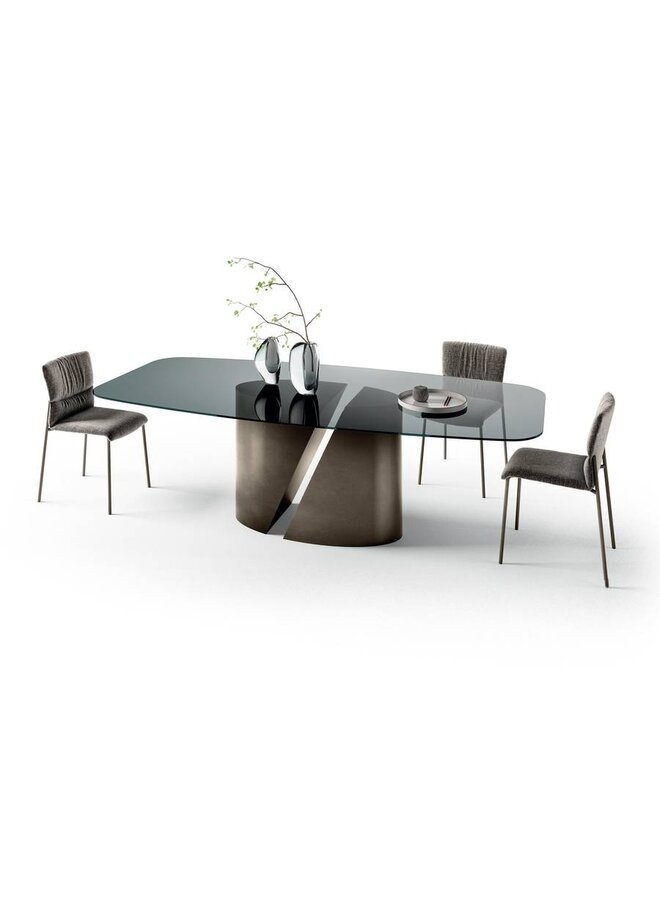 LAGO WADI DINING TABLE