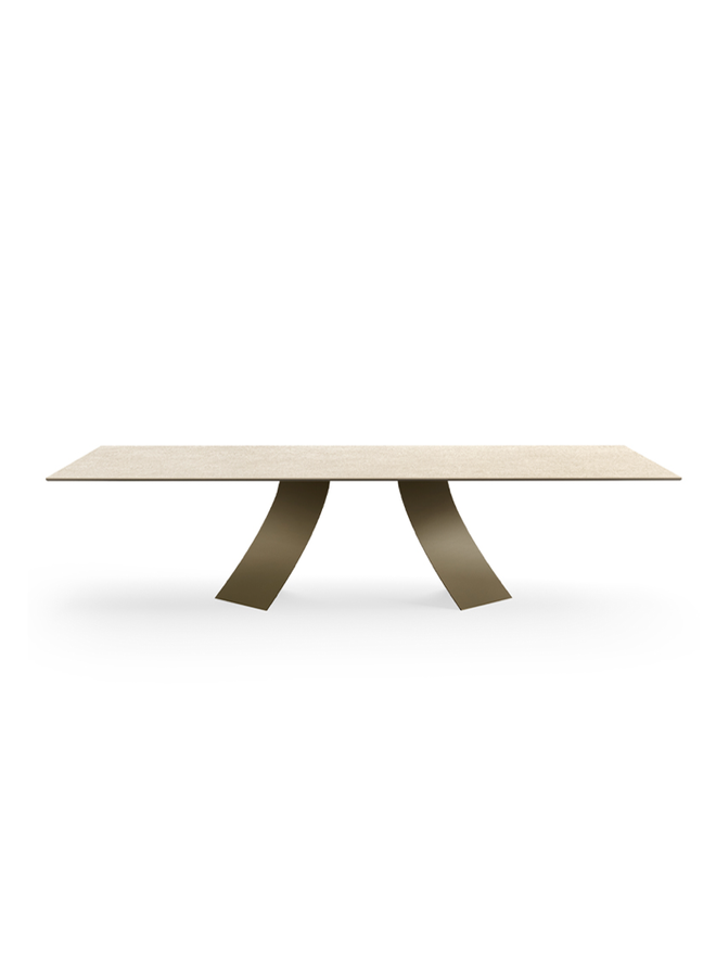 EFORMA TWIST DINING TABLE