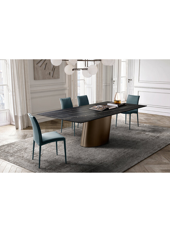 EFORMA DORADO DINING TABLE