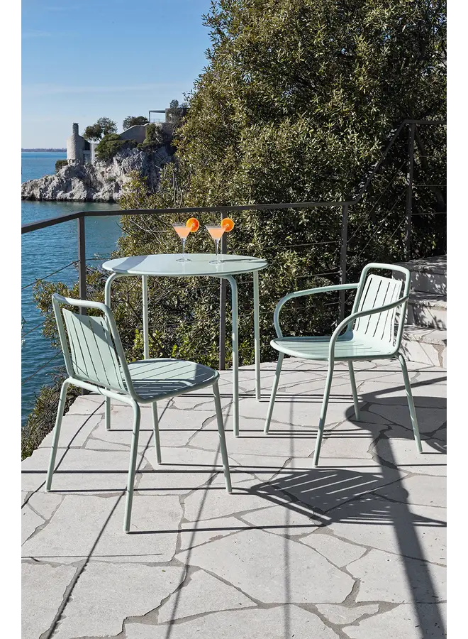 EASY ROUND OUTDOOR TABLE